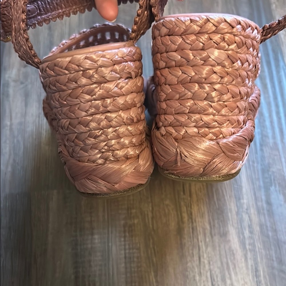 Tory Burch Mauve Woven Sandals - Picture 7 of 12